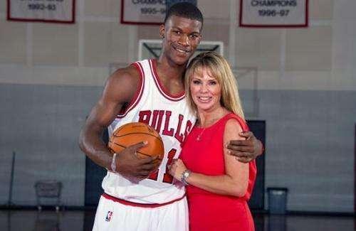 引入新球员 引入新球员