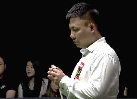 奖杯的队长 奖杯的队长