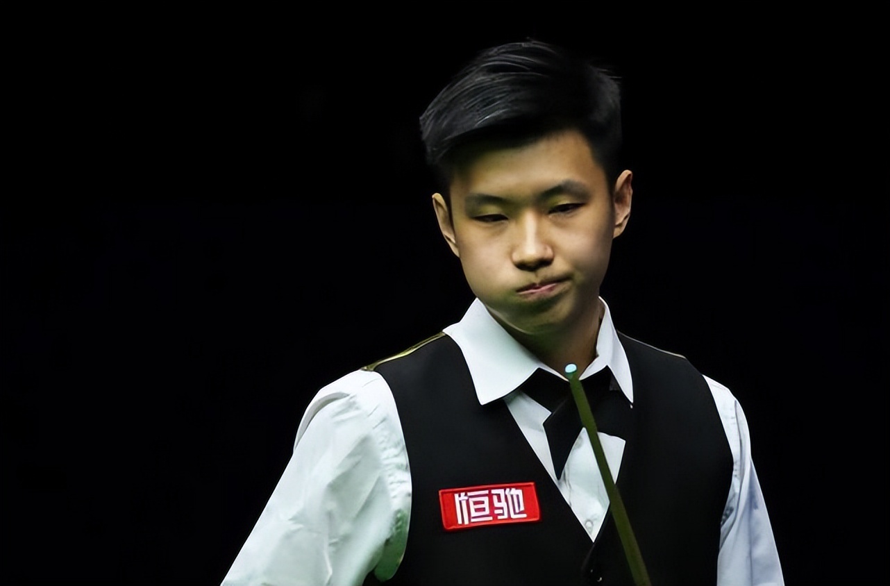 无信息的 无信息的